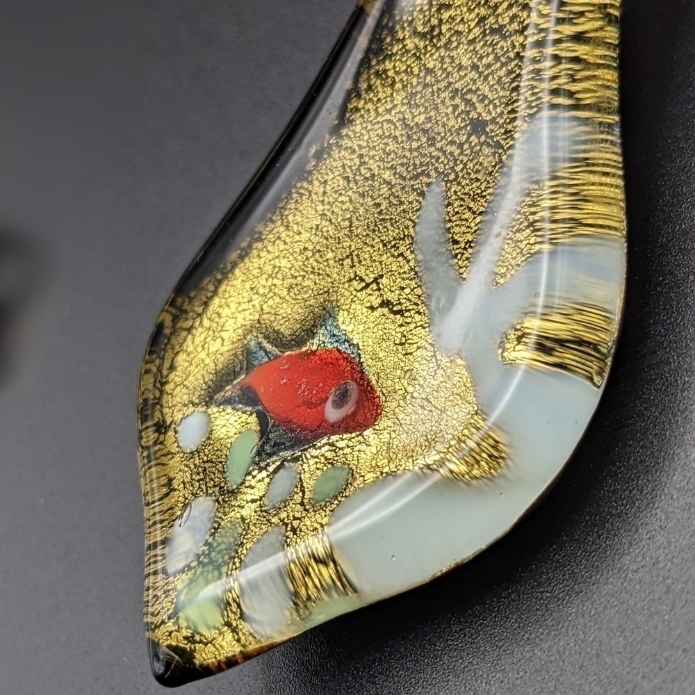 Glass Fish Scene Pendant on Beaded Chain - Lampwork - Picture 7 of 8